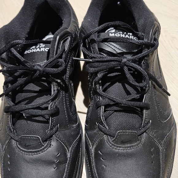 Nike Air Monarch Size 12 EE Width - Picture 3 of 5